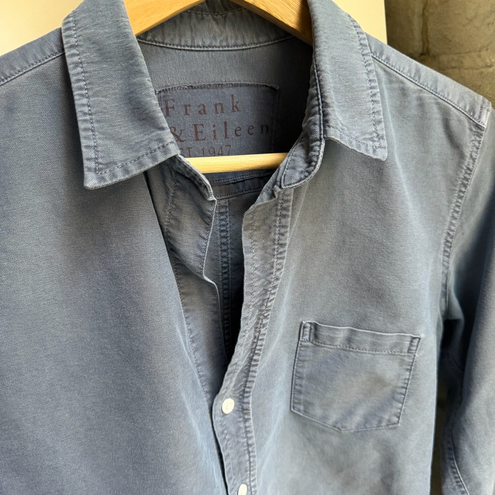 Frank & Eileen Barry Limited Edition Slate Blue Button-Up Shirt Women’s XS - Picture 8 of 12